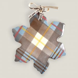 ANTA_Scotland_Ceramicdecoration_IsobelAnderson_LargeSnowflake