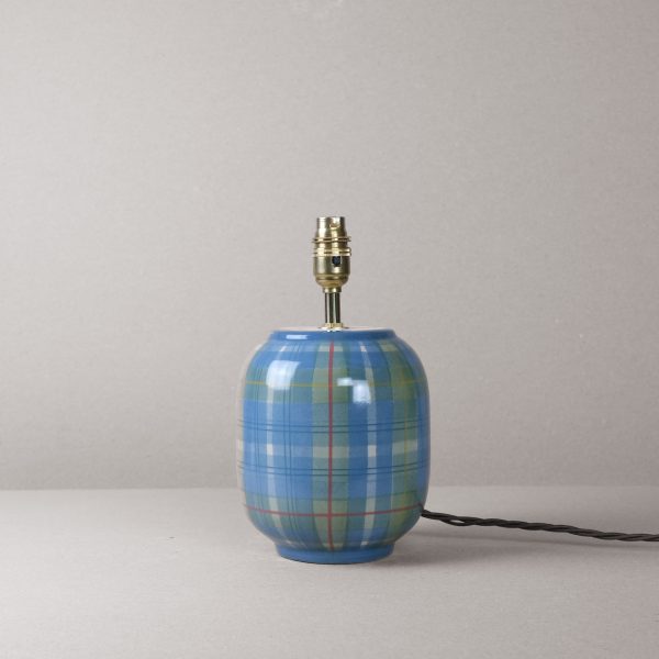 Donina_Stewart_Small_Table_Lamp_ANTA_Scotland_01