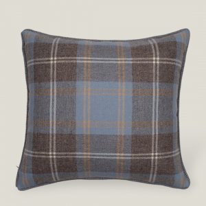 HighlandTweedcushion_Cadboll_03