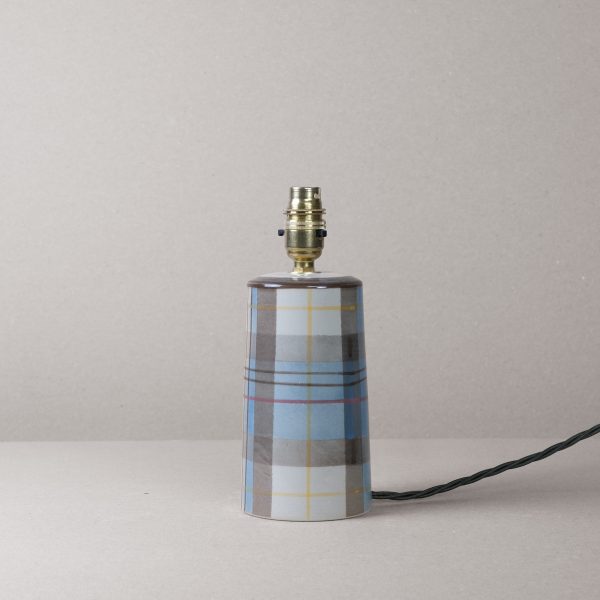Isobel_Anderson_Small_Tapered_Lamp_ANTA_Scotland_02