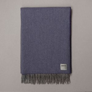 Meadow_Cranesbill_Merino_Throw_ANTA_Scotland_01