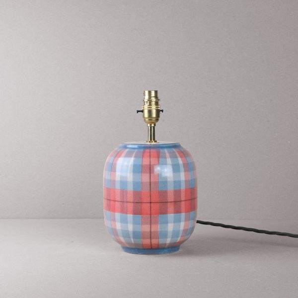 Sandy_Gordon_Small_Table_Lamp_ANTA_Scotland_-1