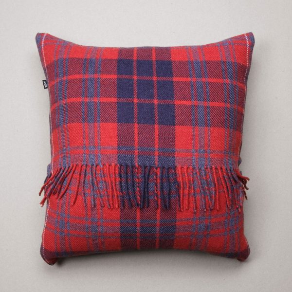 Susie_Clunes_Throw_Cushion_ANTA_Scotland_01