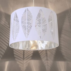 xxx6438_leaf_cut_shade_white_wall_shadow_2